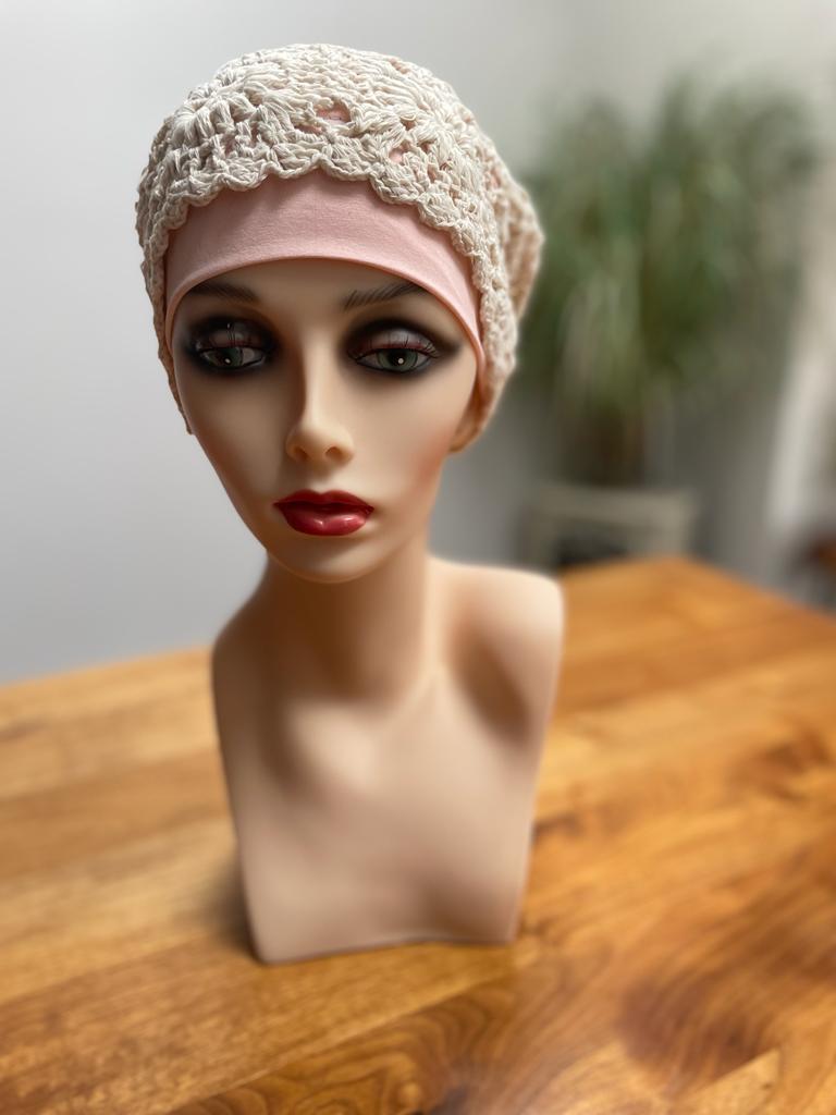 Crochet beanie set Pink